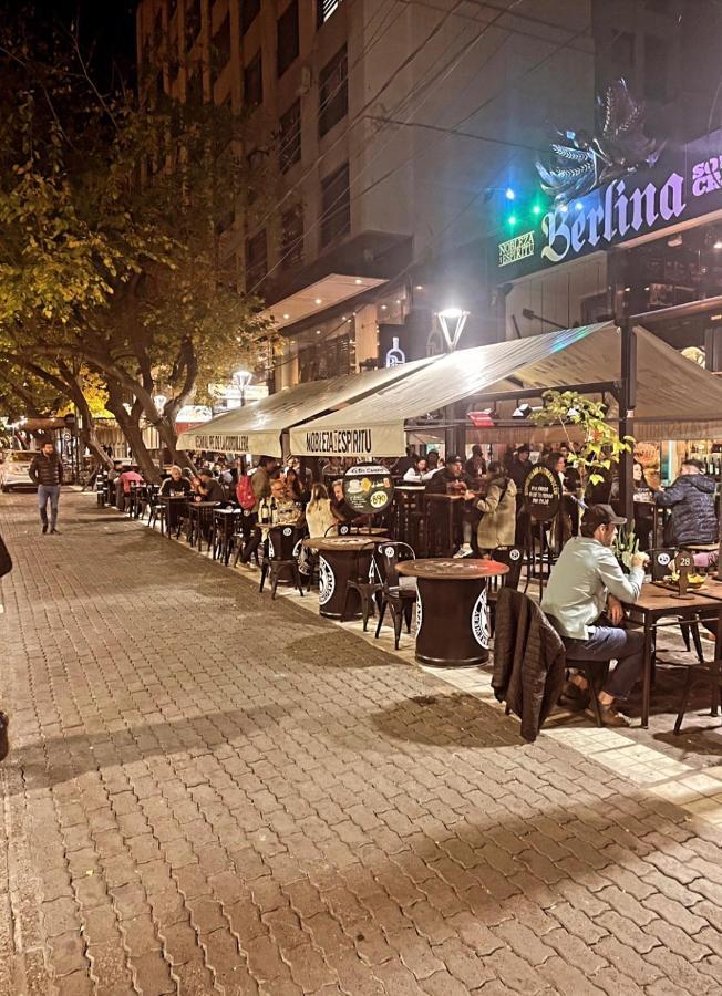 Appartamento Departamento En Peatonal Mendoza Esterno foto